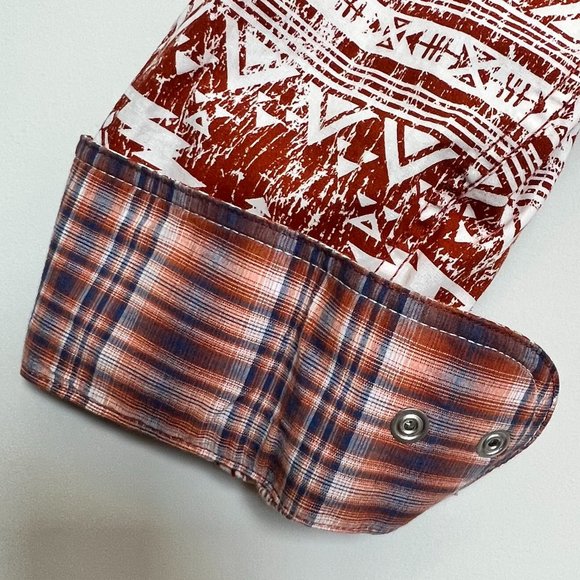 Cowboy Mens Horizontal Distressed Aztec Pearl Snap Button Down Longsleeved Shirt - Picture 4 of 8